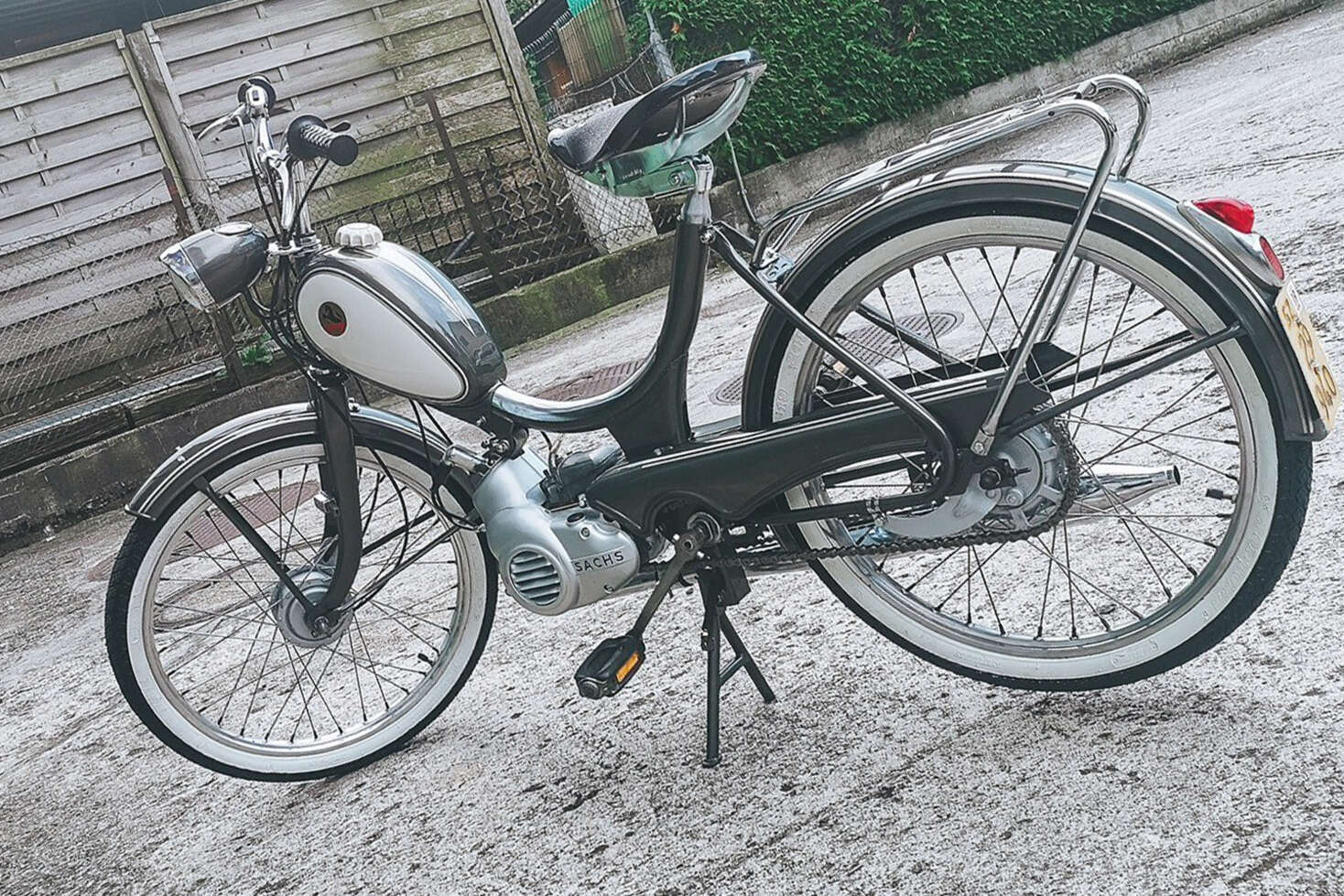 story-image-3-pony-1500 ×1000 story-image-3-pony-1500 ×1000