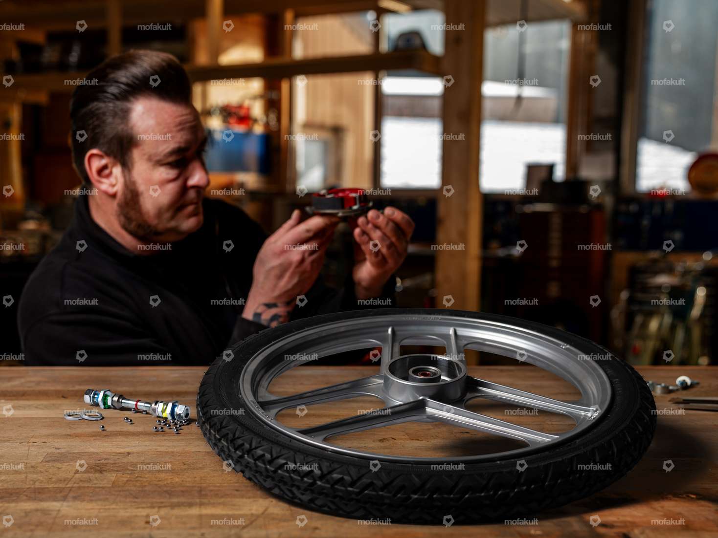 Siggnature hub revision (cone bearing) front wheel | Pony GTX, Cross 521 Carousel Image 1