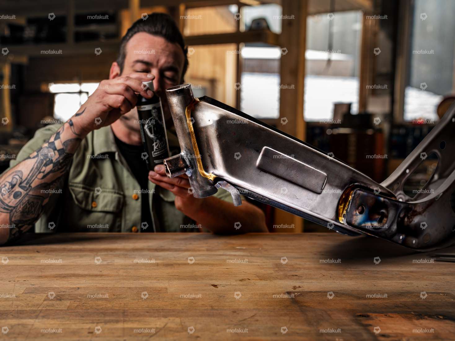 Siggnature tank restoration frame tank Carousel Image 1