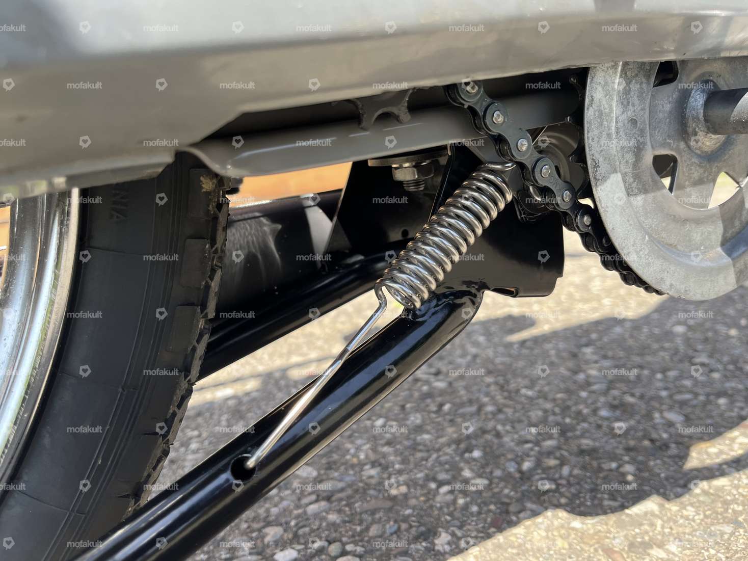 swiing® revival stand spring Inox | Piaggio Boxer Carousel Image 2