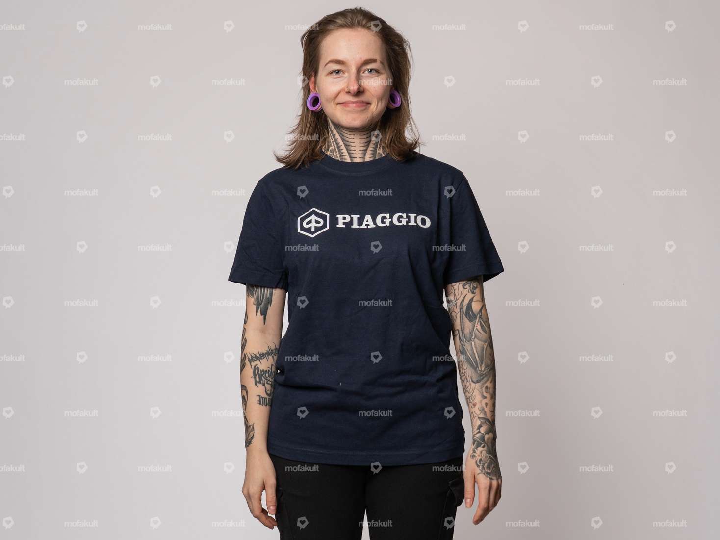 mk-Merch T-Shirt "PIAGGIO" UNISEX bleu Carousel Image 4