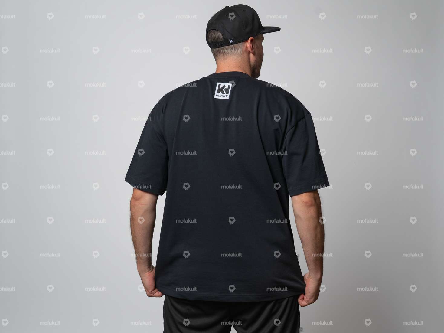 T-shirt KULTWEAR « Tagger » oversize noir Carousel Image 2