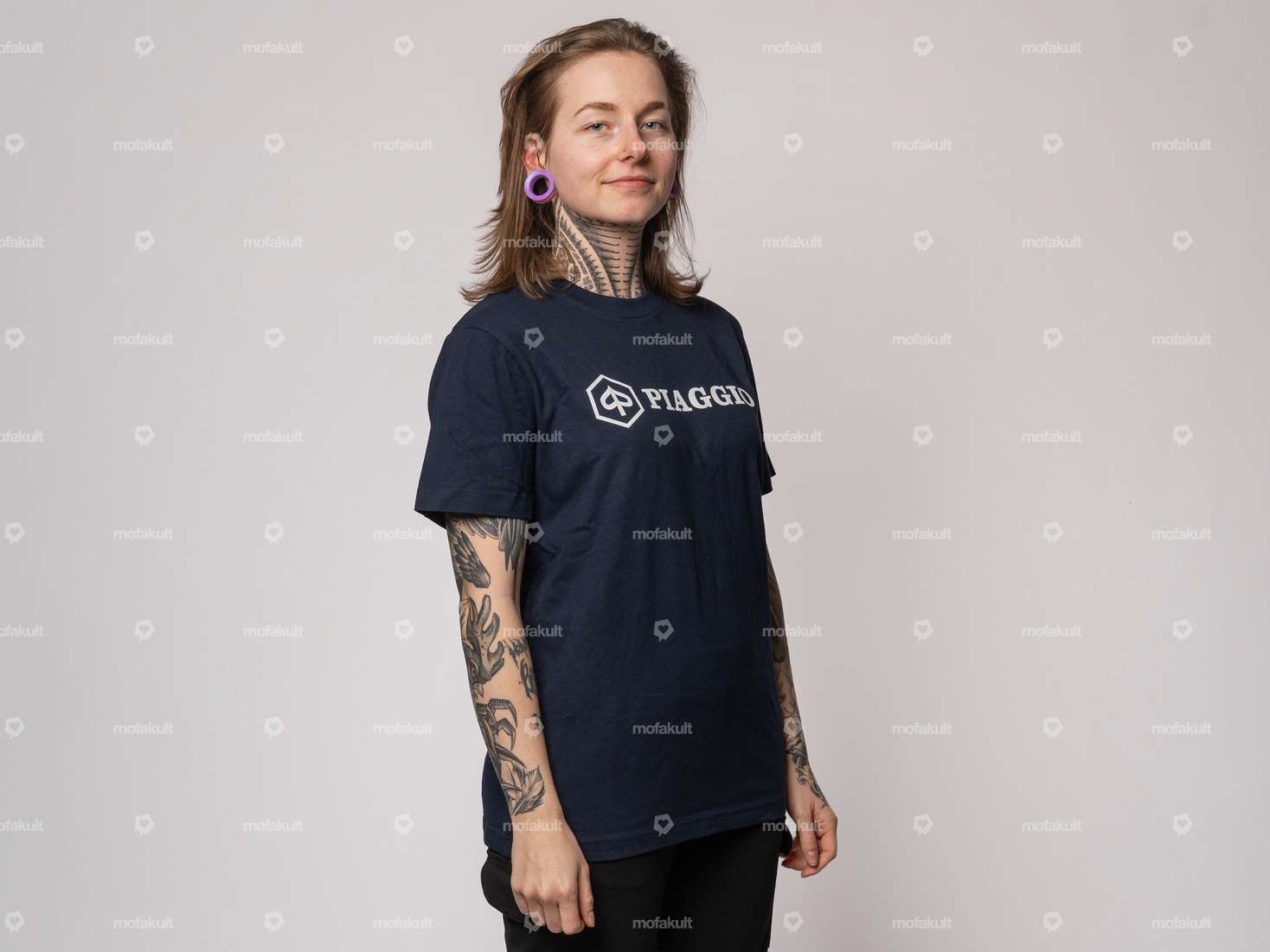 mk-Merch T-Shirt "PIAGGIO" UNISEX bleu Carousel Image 2