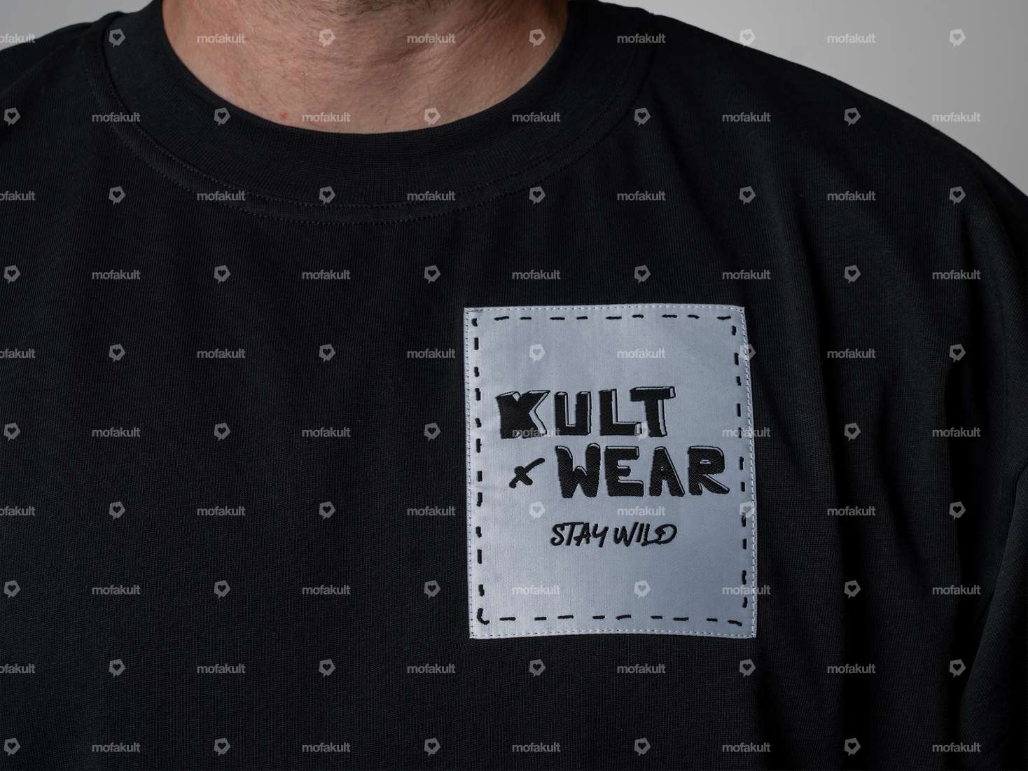 T-shirt KULTWEAR « Tagger » oversize noir Carousel Image 3