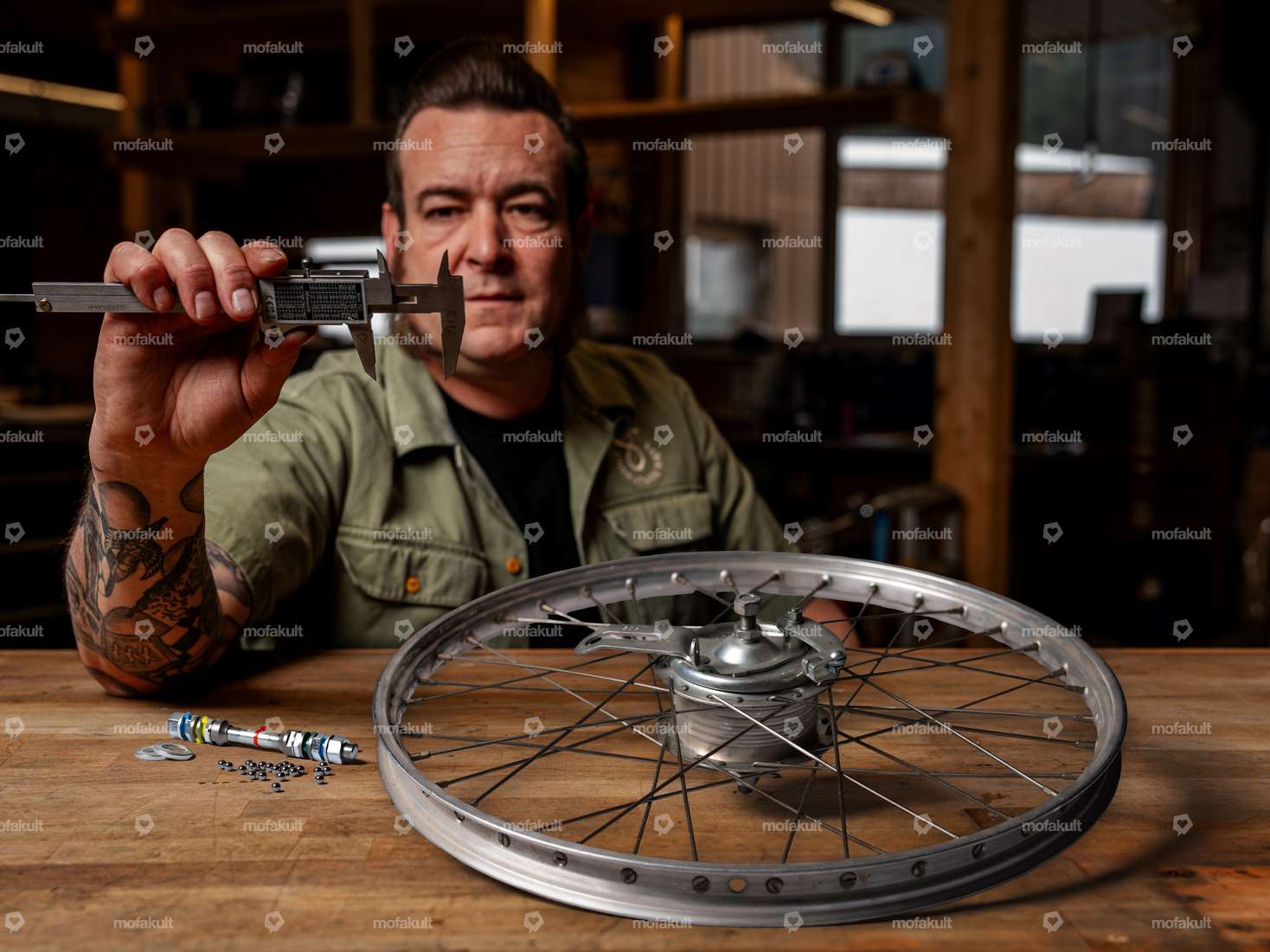 Siggnature Révision du moyeu V905 Jante à rayons avant Carousel Image 1